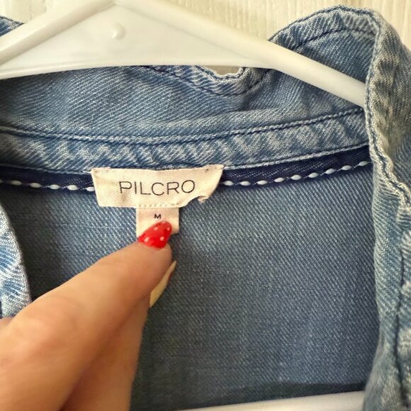 EUC Pilcro Denim Chambray Babydoll Pleated Top - Picture 4 of 6